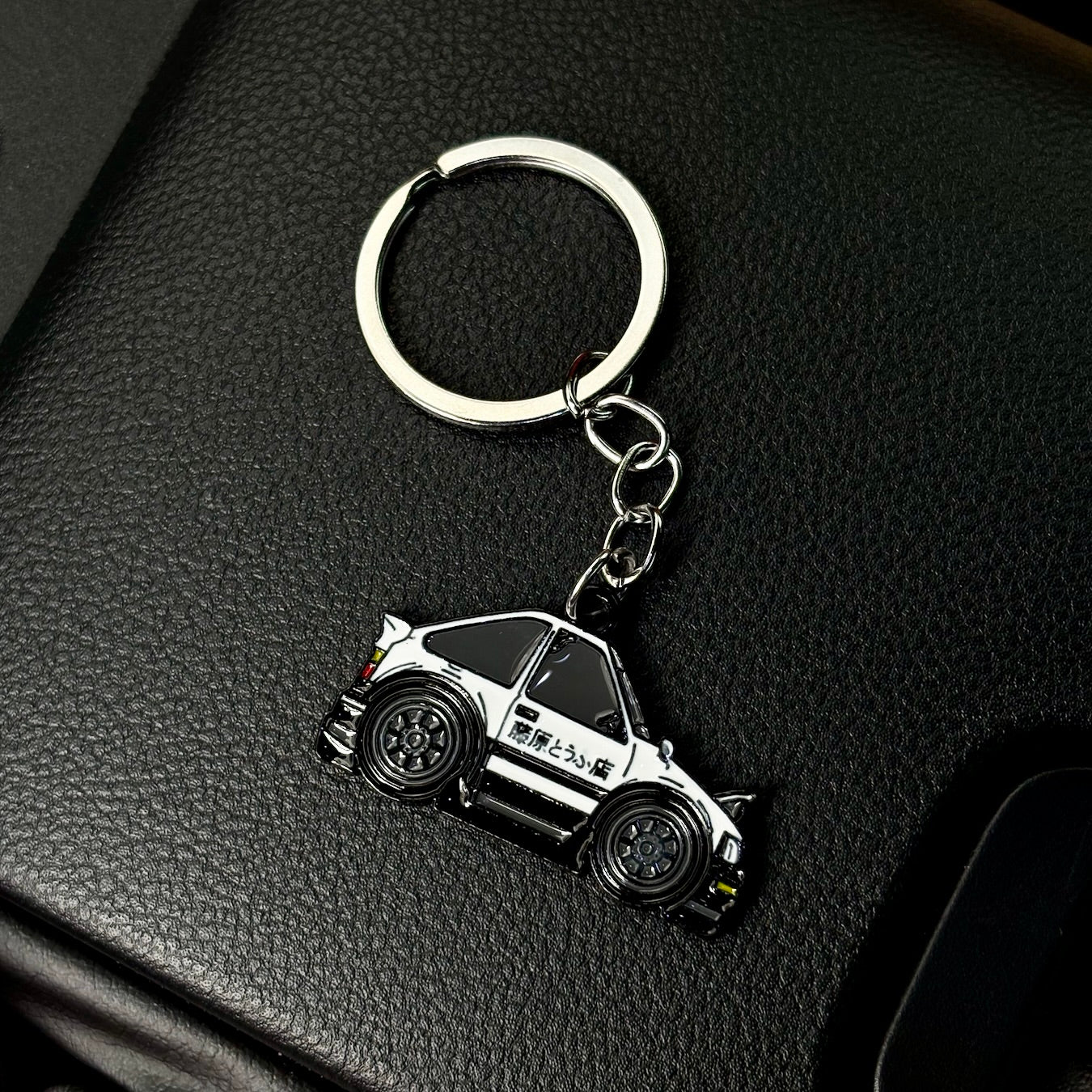 Takumi's AE86 Keychain